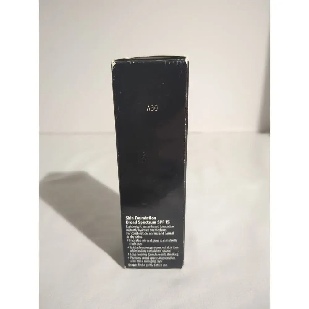 Bobbi Brown Skin Foundation Broad Spectrum SPF 15 Warm Walnut 7.5 New in Box